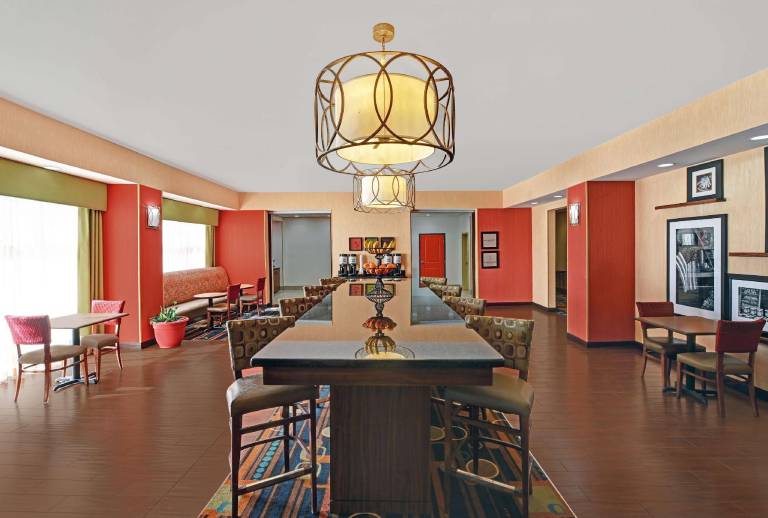 Hampton Inn Deming — photo 2