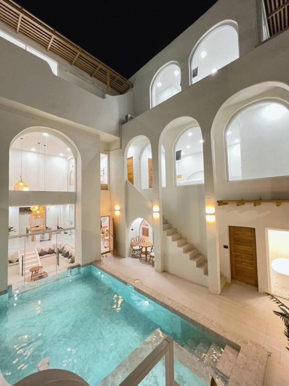 Charming vacation home with pool, jacuzzi & grill | Next to the beach | Suitable for remote work | Pet-friendly — photo 2