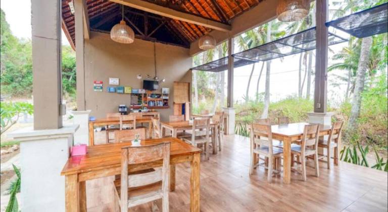 Apit Lawang Villas & Resto — photo 5