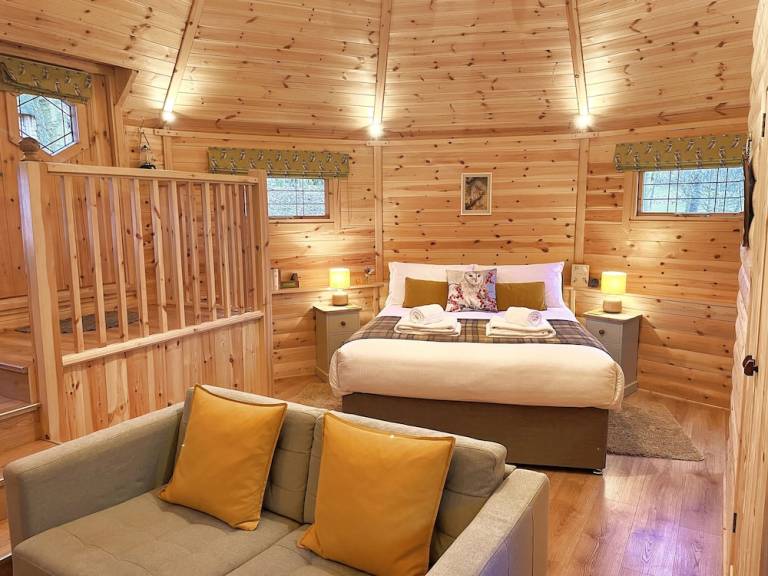 Lodge  Crakehall