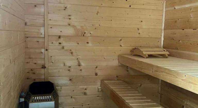Holiday apartment with jacuzzi | Pets are welcome — photo 4