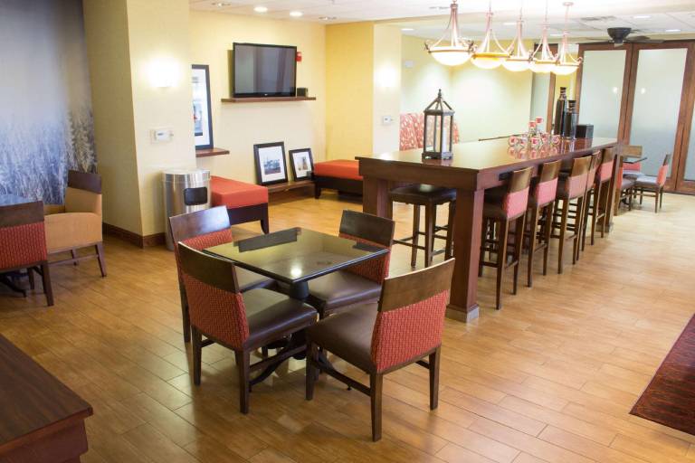 Hampton Inn Junction City — photo 4