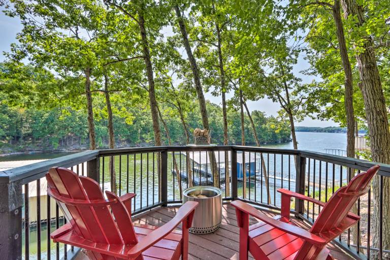 2 Mi to Margaritaville: Lake of the Ozarks Home! — photo 2