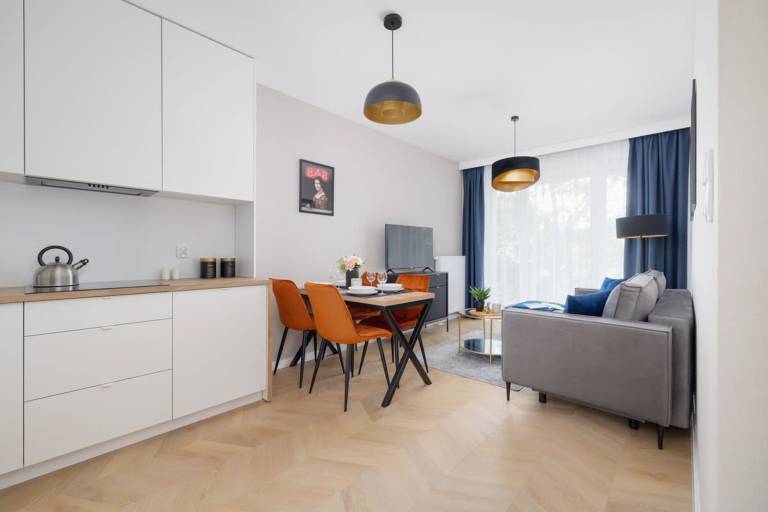 Family-oriented rental apartment with fast internet & garden | Close to Main Square | Pets allowed — photo 4