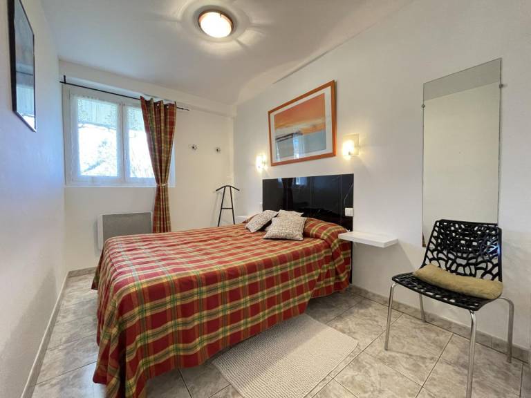 Charming gite with barbeque, garden & patio | Pets are welcome — photo 3