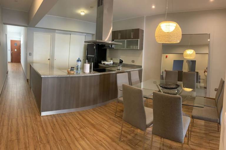 MLA apartments Larcomar
