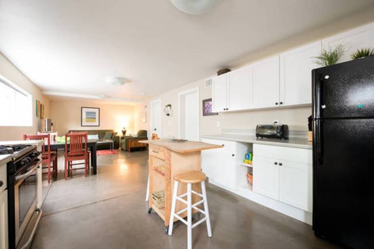 Apartment Oakland