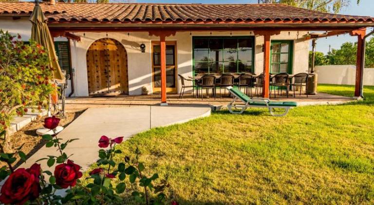 House with pool | Pets allowed — photo 5