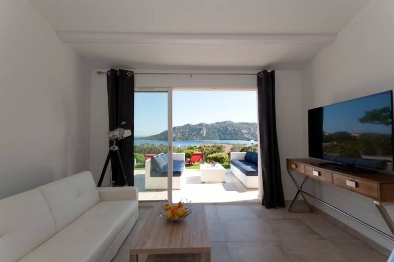 Holiday park with barbecue, terrace & private pool | Nature view — photo 5