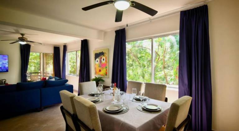 Ample vacation home with pool | Pets allowed — photo 3