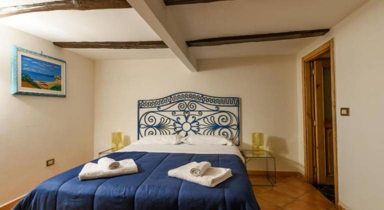 Rental apartment | Near Naples Cathedral in Naples