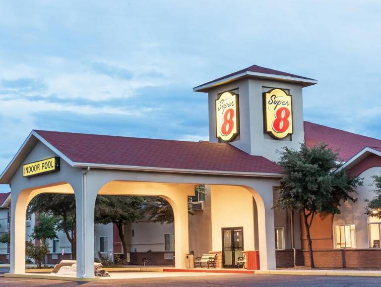 Super 8 By Wyndham Willcox in Willcox, AZ
