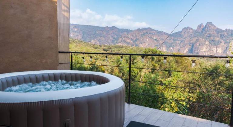 Gaiatri Holistic Glamping — photo 3