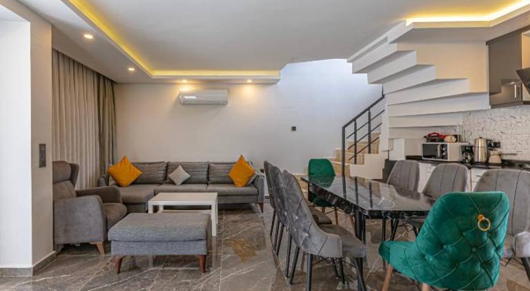 Fully equipped beautiful villa with private pool, jacuzzi & barbecue | Dogs allowed — photo 3