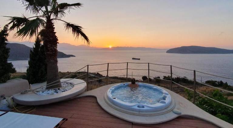 Fully equipped villa with private pool, terrace & garden | Beach nearby | Pets are welcome — photo 4
