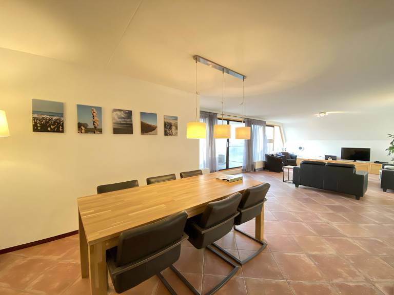 Rental apartment with hot tub — photo 3
