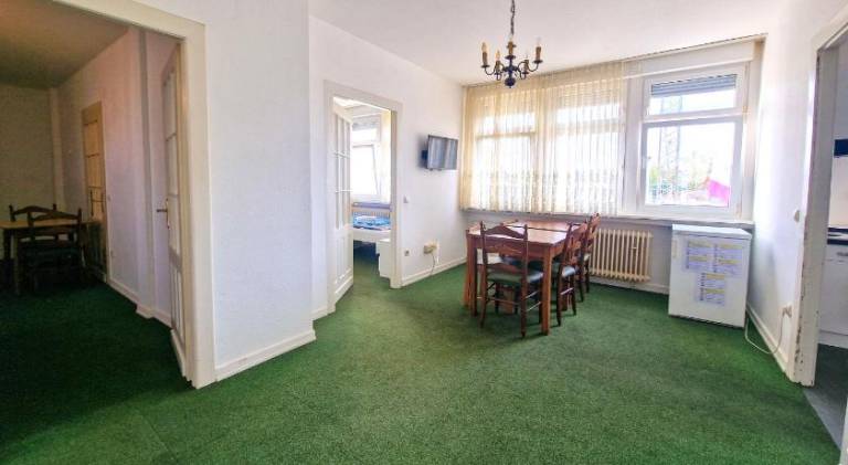 Serviced apartment with 3 rooms for 8 persons — photo 4
