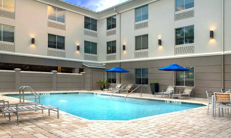 Holiday Inn Express Jacksonville Beach By IHG — photo 2