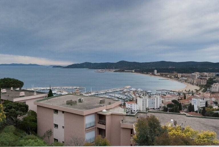Ferielejlighed  Le Lavandou
