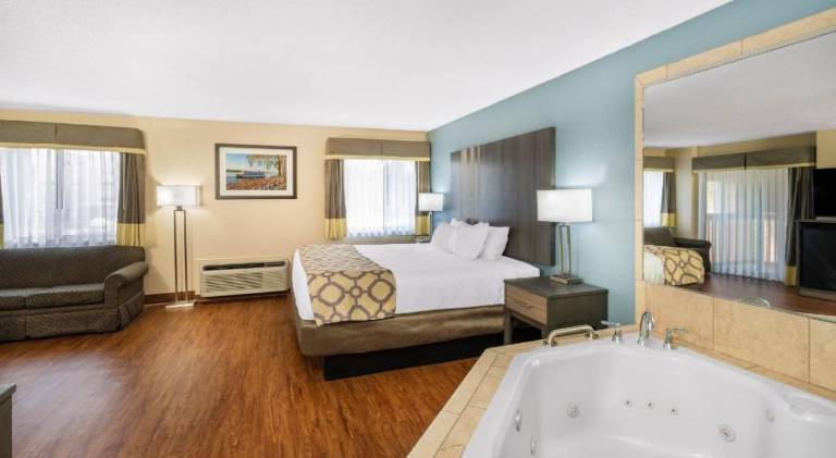 Baymont by Wyndham Tupelo — photo 2
