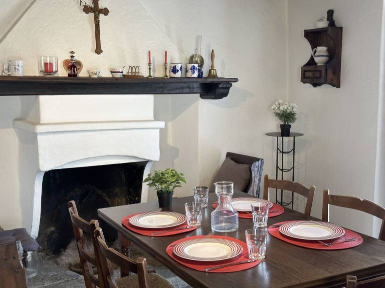 Ferienhaus in Lavertezzo Piano, Lago Maggiore, Schweiz