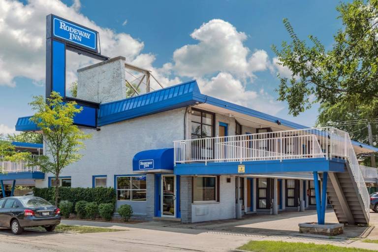 Motel  Hollywood Park