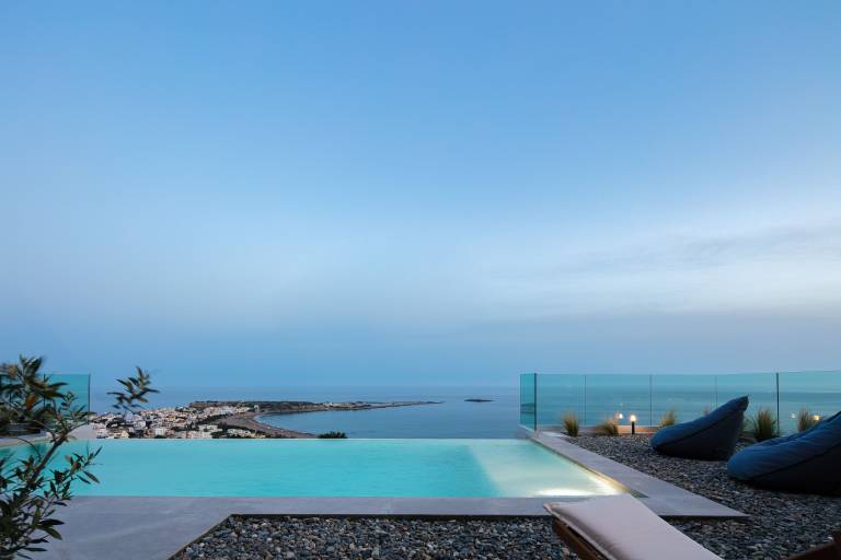 Villa Palaiochora