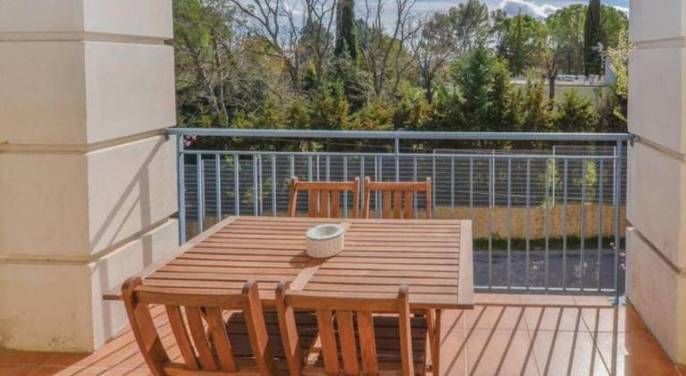 Holiday apartment with pool — photo 3
