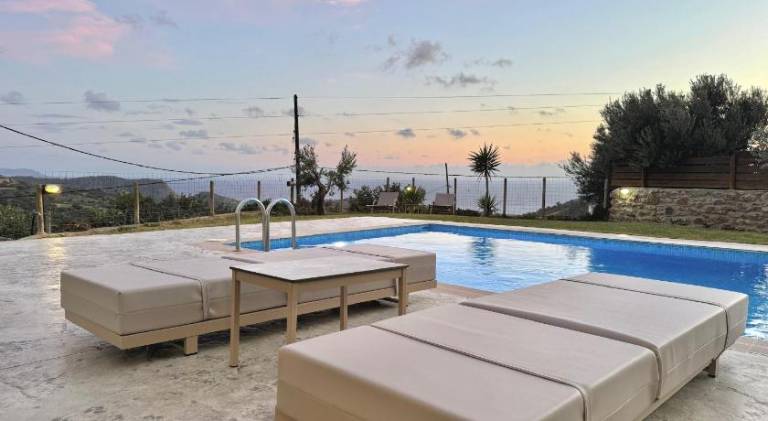 Βίλα  Agia Paraskevi