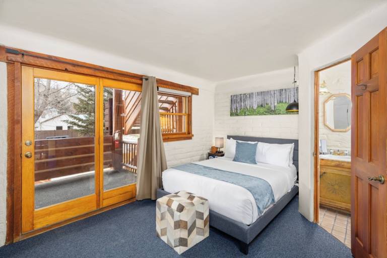 Lodge Ridgway