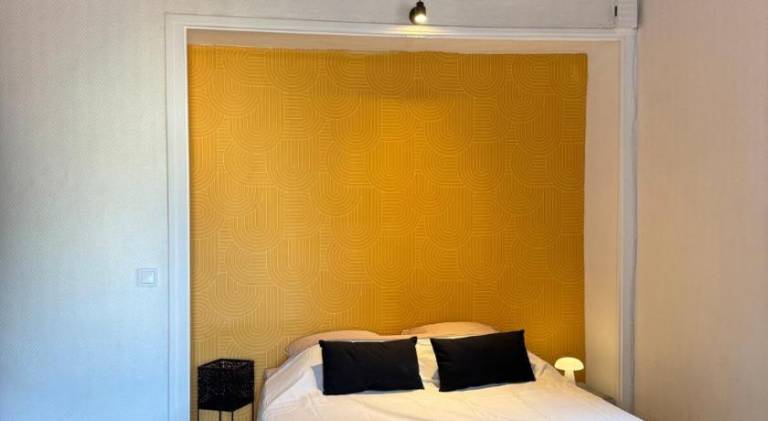 Rental apartment | Next to Popes' Palace — photo 5