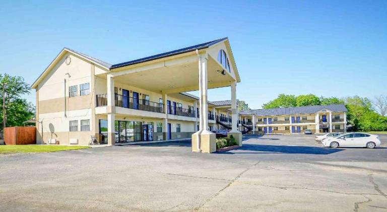 Motel 6 Atoka, OK — photo 4