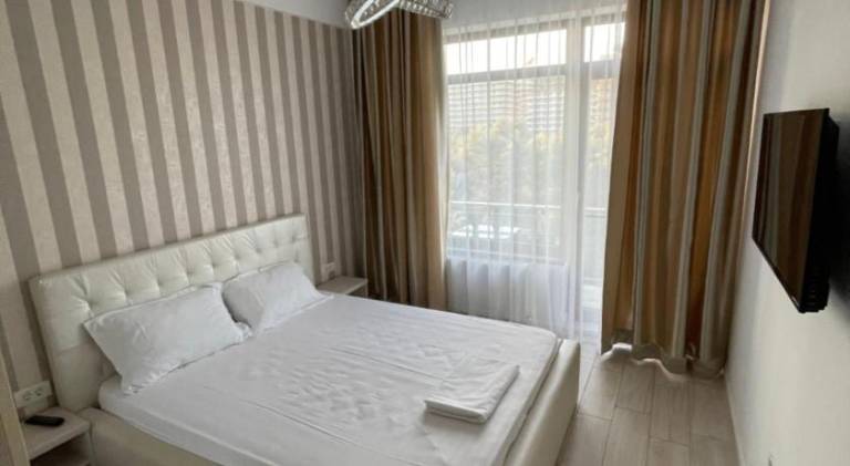 Rental apartment with pool — photo 2