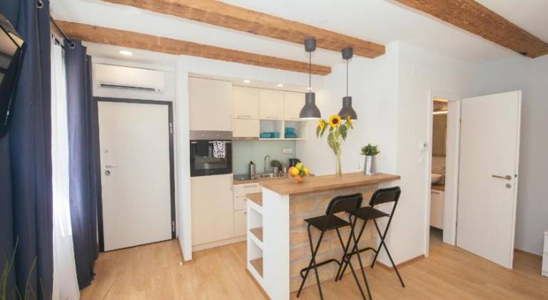 Beautiful holiday apartment | Next to Ban Jelačić Square | Pet-friendly — photo 2