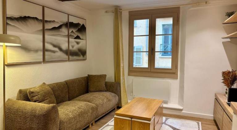 Holiday apartment with 1 room for 4 persons in La Seyne-sur-Mer