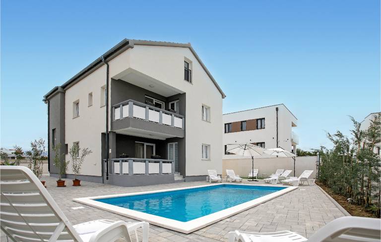 Apartma Vrsi