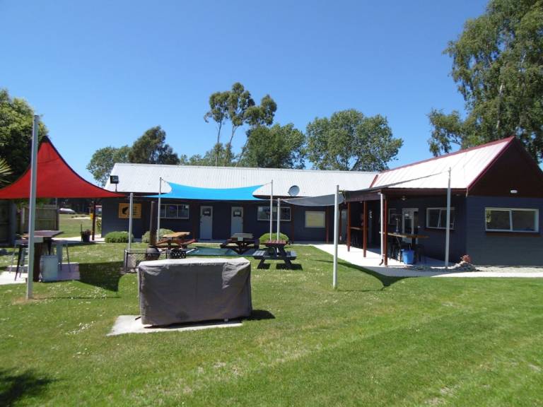 Resort  Glenavy