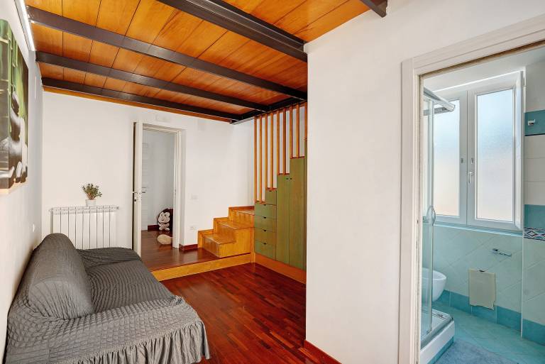 Dedicated room with terrace & fast internet | City view | Next to the beach | Dogs allowed — photo 5