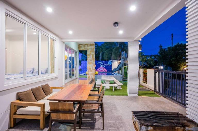 Family Pool Villa Huahin 4BR Pool Table & (SLIDER) — photo 3