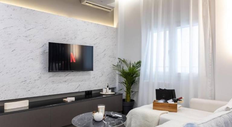 Fully equipped apartment with terrace | Pets are welcome in Thessaloniki