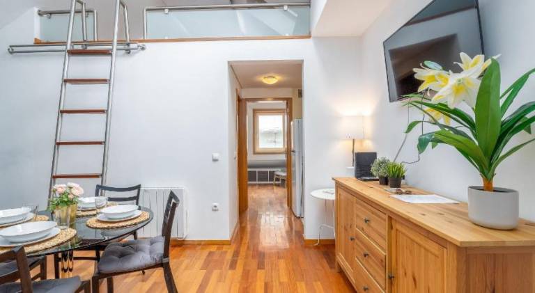 Apartment | Near Clérigos Church in Porto