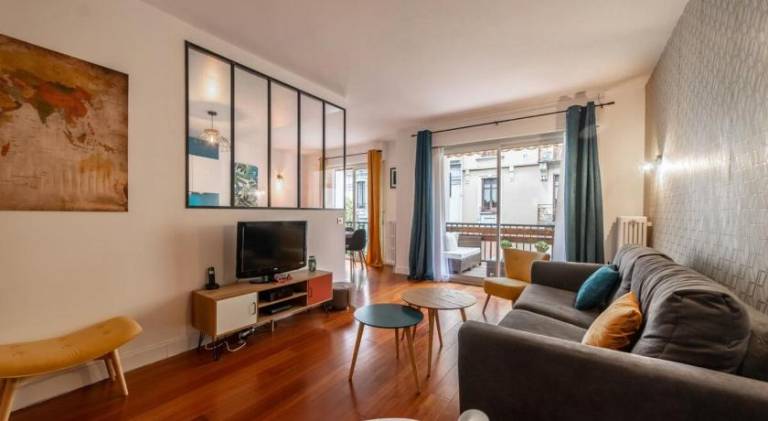 Rental apartment with terrace — photo 2