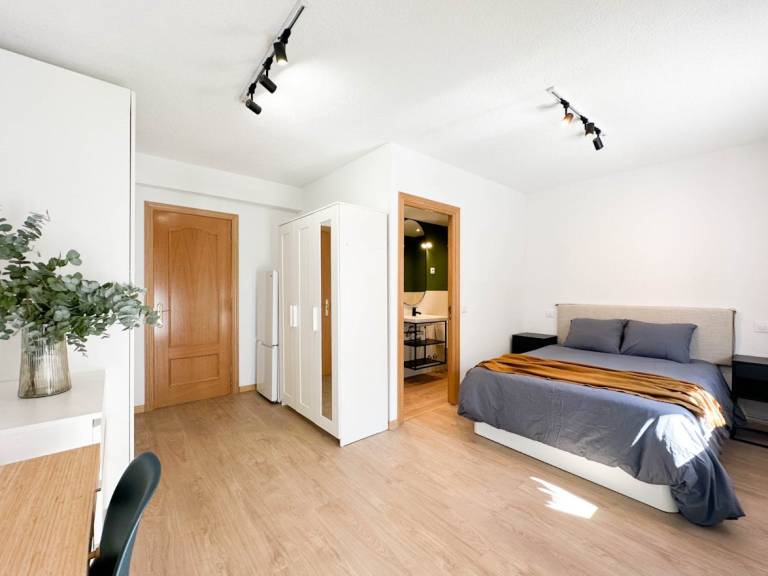 Private room  Fuenlabrada