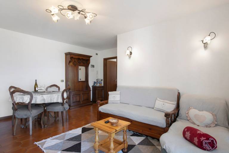 Apartment 'Maison Du Soleil - Bien-être' with Mountain View, Private Terrace and Wi-Fi — photo 4