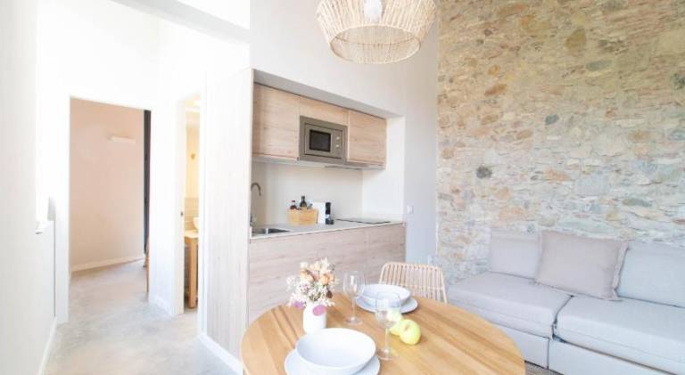 Rental apartment with jacuzzi | Next to Girona Cathedral | Pets allowed — photo 3