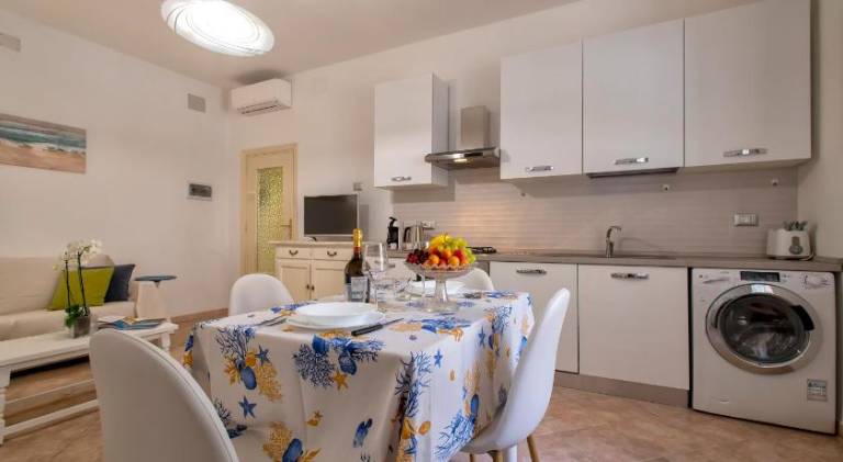 Holiday apartment with 1 room for 4 persons — photo 3