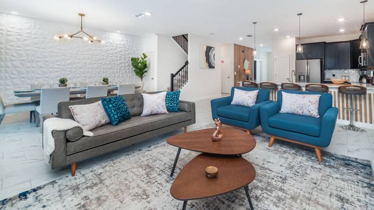 Child-friendly vacation home with terrace & private pool | Pet-friendly — photo 4