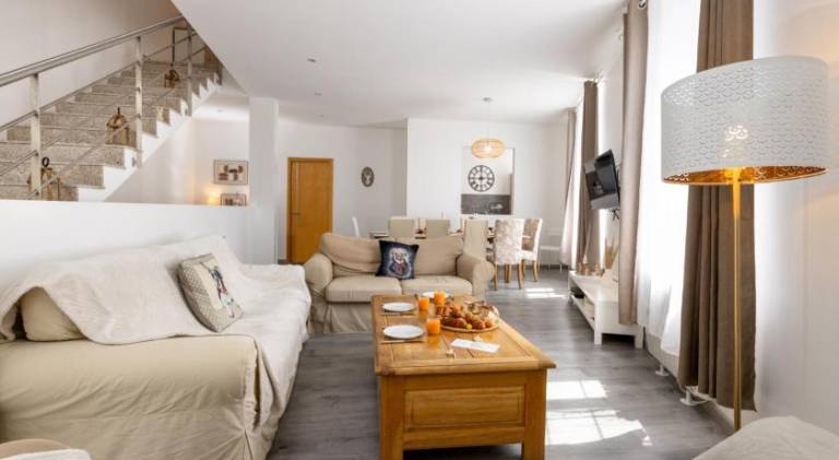 Holiday apartment with 4 rooms for 12 persons — photo 2