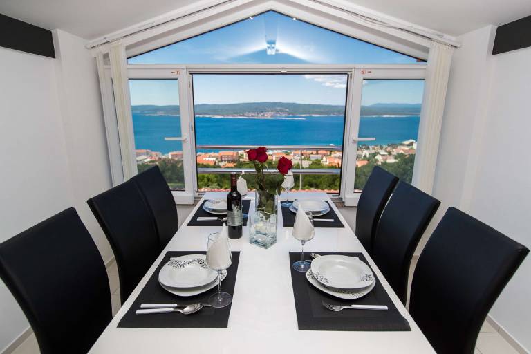 Apartment with sauna, jacuzzi & patio | Sea view in Crikvenica