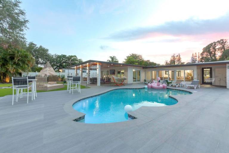 Villa North Miami Beach